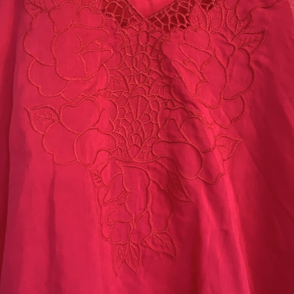 Pink top - Picture 2 of 4